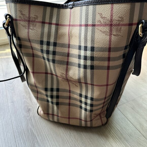 Burberry Canterbury Haymarket Leather Tote Bag - Picture 3 of 16